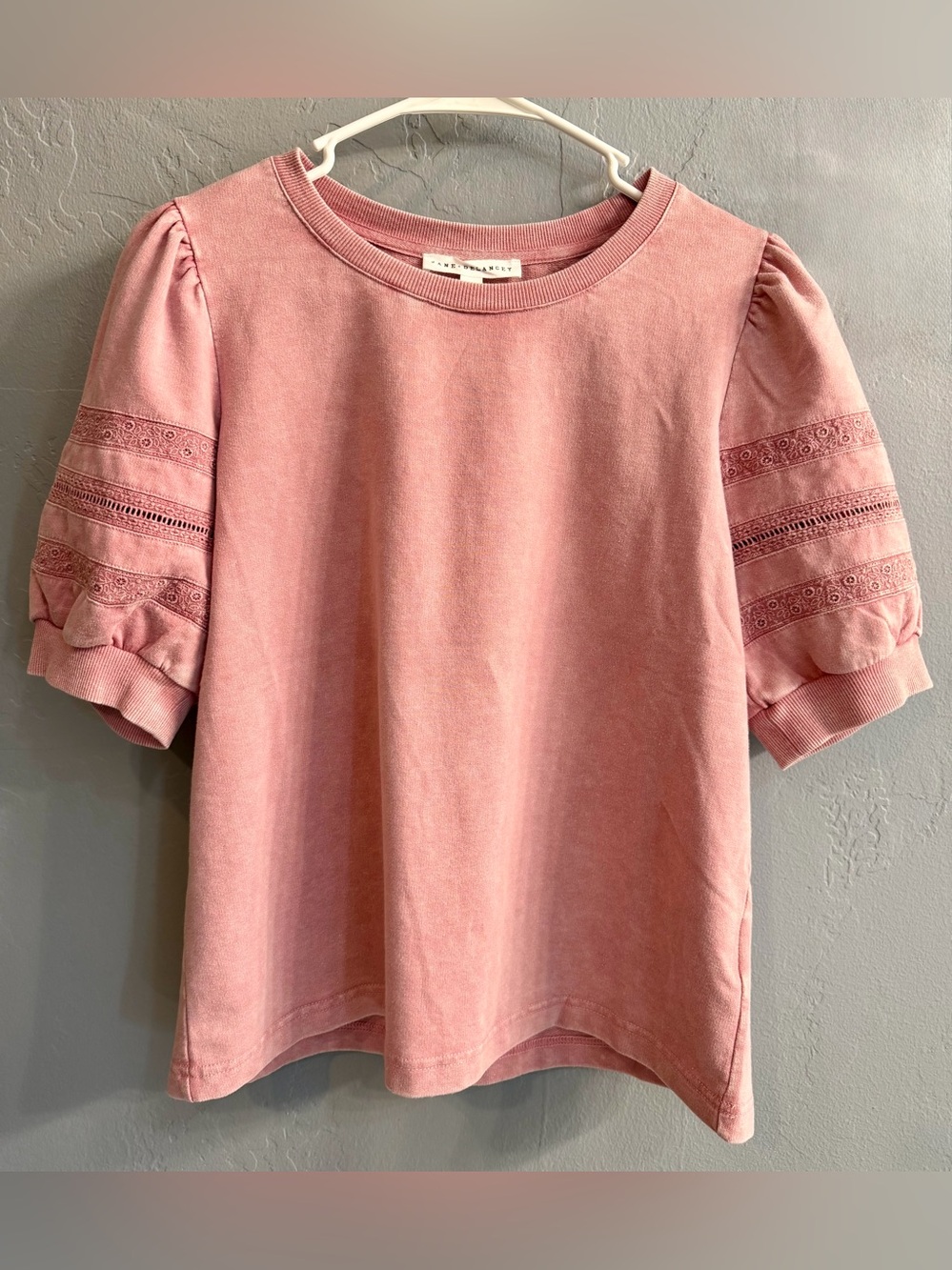 Women's Pink Puff-Sleeve Lace-Trim Top